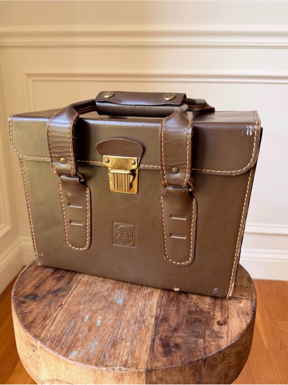 Vintage camera/ hobbyist case